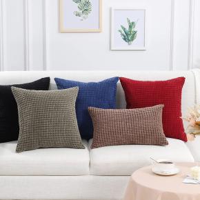 Decorative throw pillow cover