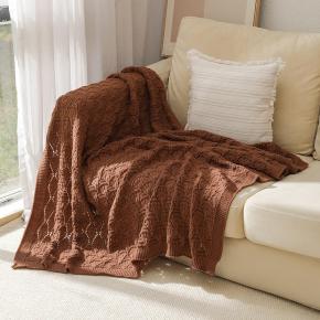 New Arrival Breathable Modern Sofa Chair Bedding Home Deco Solid Polyester Knit Knitted Throw Blanket