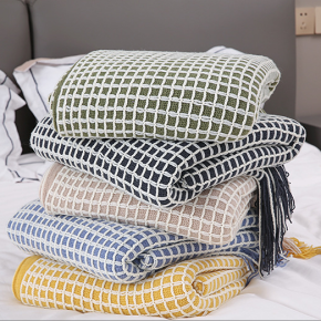 Wholesale Sofa Cover Home Decor Custom Soft Adults Plaid Thread Acrylic Knitted Throw Blankets With Tassel
