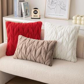 Customized 3D Stripe Fur Pillow Cover Modern Soft Geometric Stereoscopic Christmas Faux Fur Throw Pillow Cover